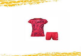 پیراهن و شورت ورزشی