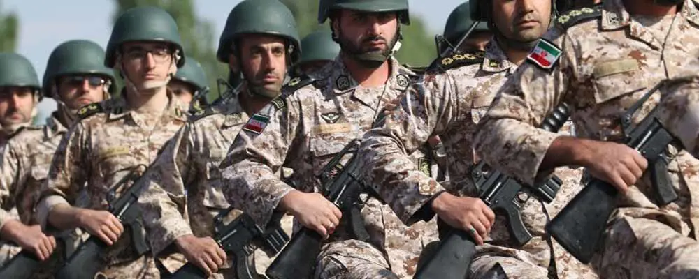 ملابس العمل العسكرية