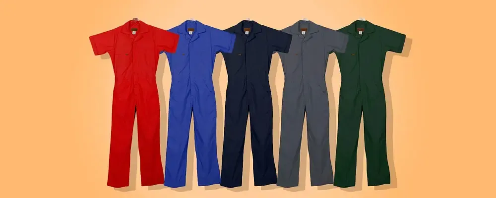 بدلة العمل المكونة من قطعة واحدة